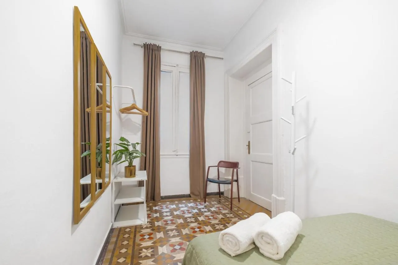 Espacio Gothico Barcellona 0*,